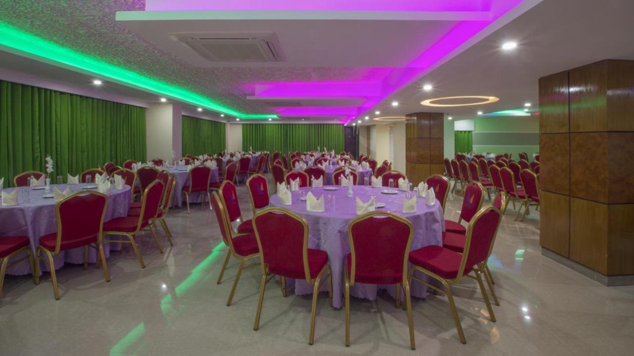 Hotel Mira Garden Sylhet Buitenkant foto