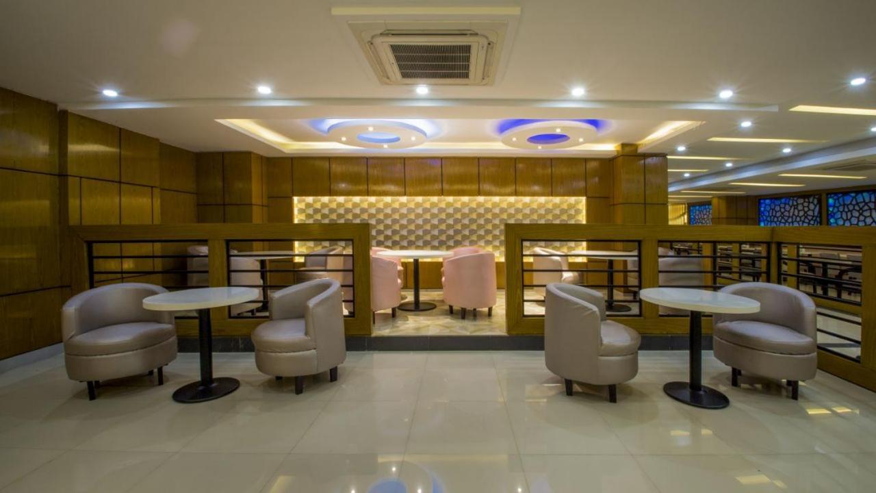 Hotel Mira Garden Sylhet Buitenkant foto