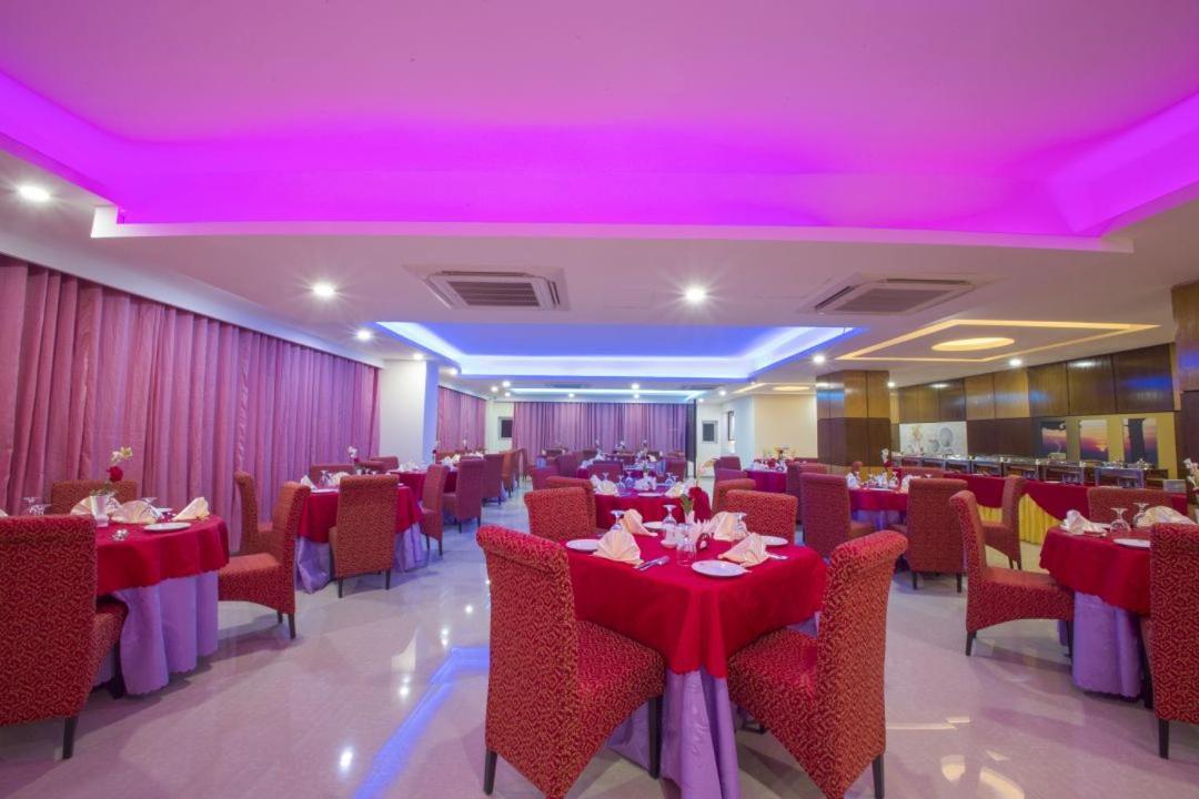 Hotel Mira Garden Sylhet Buitenkant foto