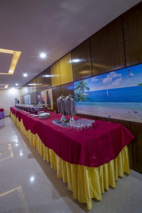 Hotel Mira Garden Sylhet Buitenkant foto